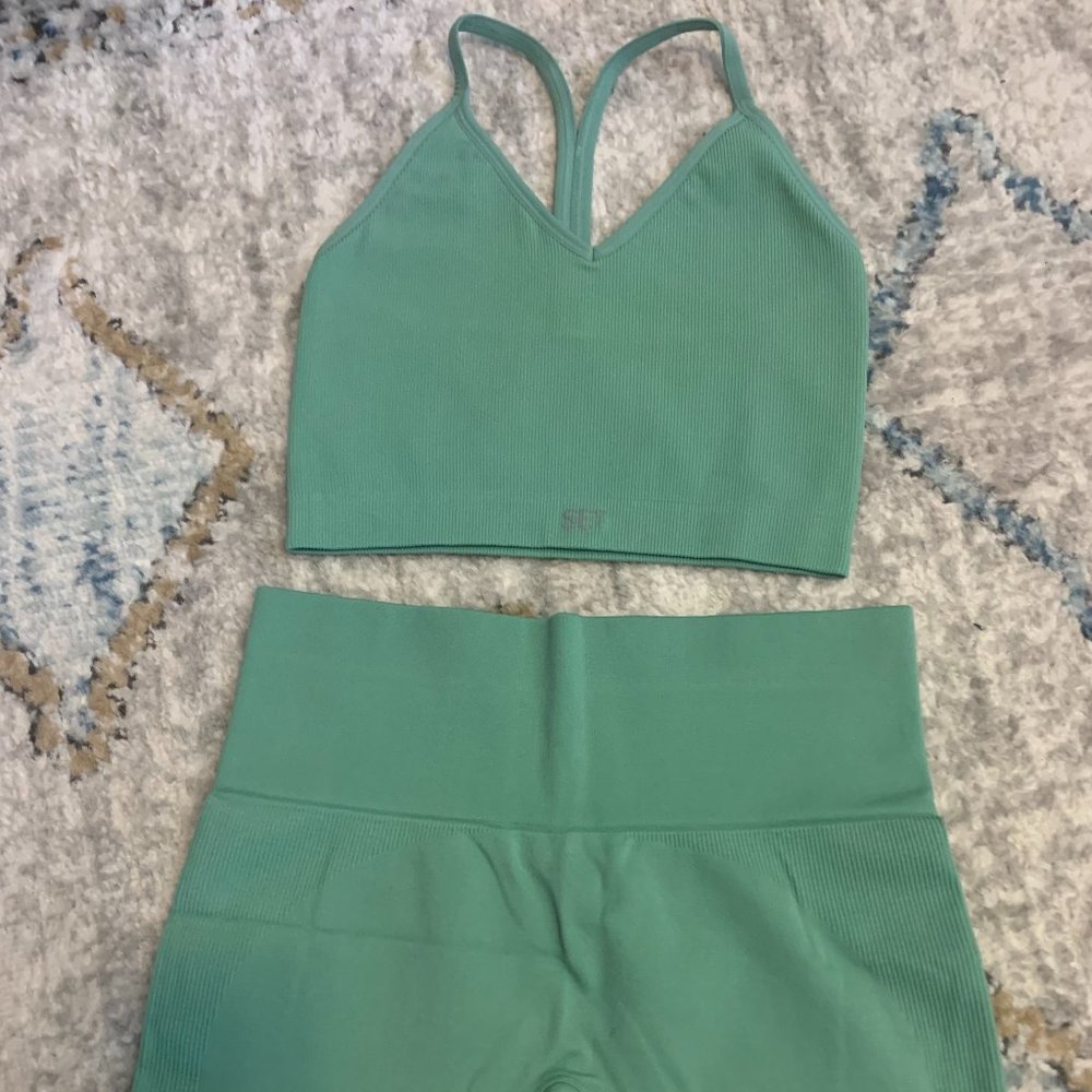 SET Active - MEDIUM Green Set